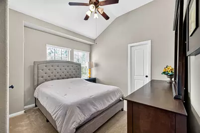 110 Cheswood Manor Drive, The Woodlands, TX 77382 - Photo 35