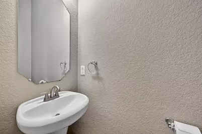 110 Cheswood Manor Drive, The Woodlands, TX 77382 - Photo 19