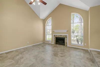 1302 Teal Glen Court, Houston, TX 77062 - Photo 9