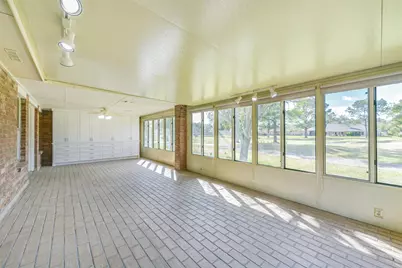 3810 E Peach Hollow Circle, Pearland, TX 77584 - Photo 17