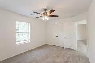 1934 Ballesteros St, Crosby, TX 77532 - Photo 13