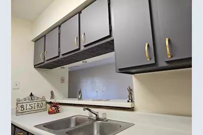 8433 Hearth Drive #38, Houston, TX 77054 - Photo 17