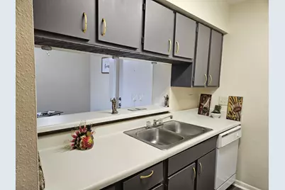 8433 Hearth Drive #38, Houston, TX 77054 - Photo 15