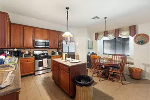 3319 Oil Baron Ln, Manvel, TX 77578 - Photo 9