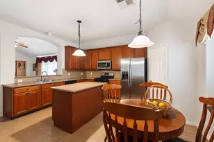 3319 Oil Baron Ln, Manvel, TX 77578 - Photo 11