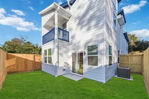 7415 Easter St, Houston, TX 77088 - Photo 3
