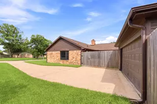 1824 Lazy Creek Ln, Pearland, TX 77581 - Photo 41
