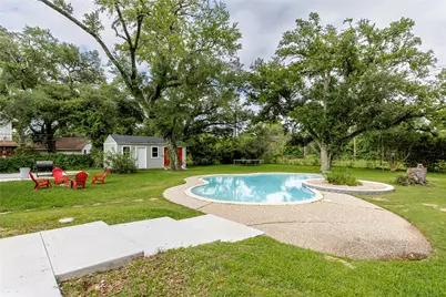 123 S Cedar Street, Lake Jackson, TX 77566 - Photo 21