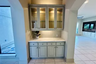 4 Mariners Ln, Kemah, TX 77565 - Photo 13