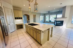 4 Mariners Ln, Kemah, TX 77565 - Photo 19