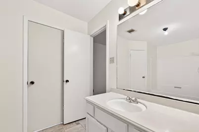 12510 Sungate Lane, Houston, TX 77071 - Photo 33