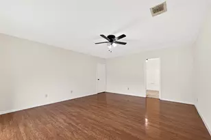 12510 Sungate Ln, Houston, TX 77071 - Photo 27
