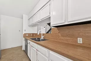 12510 Sungate Ln, Houston, TX 77071 - Photo 19