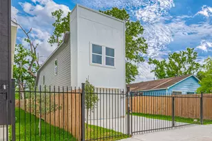7307 W Knoll St, Houston, TX 77028 - Photo 1