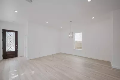 7307 W Knoll Street, Houston, TX 77028 - Photo 9