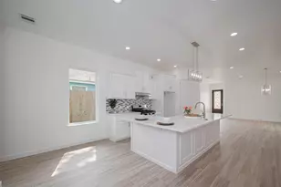 7307 W Knoll St, Houston, TX 77028 - Photo 1