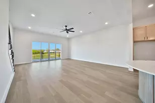 4410 Tucker Ln, Seabrook, TX 77586 - Photo 5