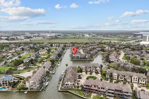 18309 Starboard Dr, Houston, TX 77058 - Photo 47