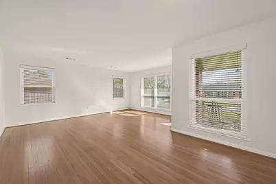 1835 Seaspray Court, Houston, TX 77008 - Photo 5