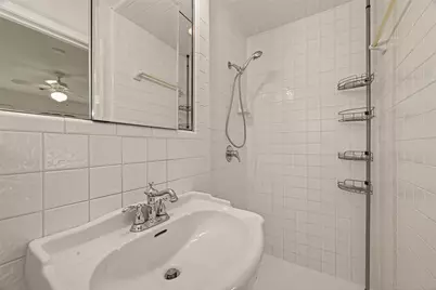 1835 Seaspray Court, Houston, TX 77008 - Photo 25