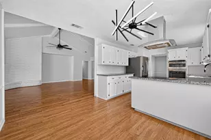 1319 Forsythe Ln, Houston, TX 77073 - Photo 17
