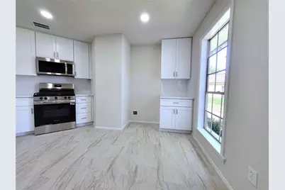 14122 Country Manor Drive, Sugar Land, TX 77498 - Photo 5