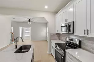 716 W Dallas St, Conroe, TX 77301 - Photo 13