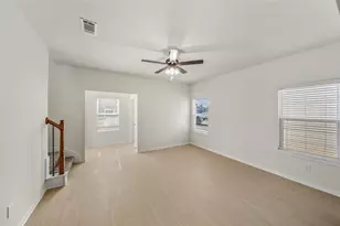 716 W Dallas St, Conroe, TX 77301 - Photo 7