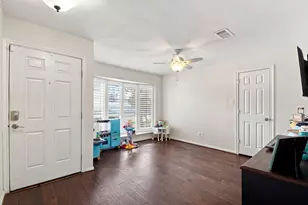 1913 Driftwood Ln, Galveston, TX 77551 - Photo 11