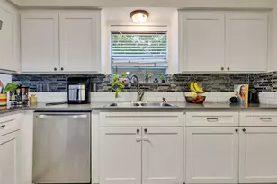 426 Shadow Creek Dr, El Lago, TX 77586 - Photo 13