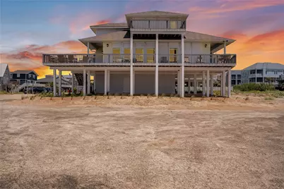 4230 Maison Rouge Court, Galveston, TX 77554 - Photo 9