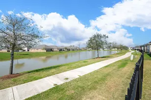 505 Prairie Grass Trl, Clute, TX 77531 - Photo 31