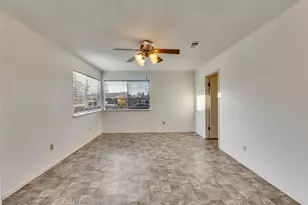 13714 Chancery Rd, Houston, TX 77034 - Photo 9