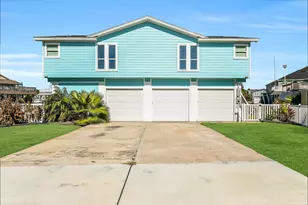 1326 Hawaii Dr, Tiki Island, TX 77554 - Photo 45