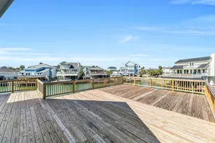 1326 Hawaii Dr, Tiki Island, TX 77554 - Photo 15