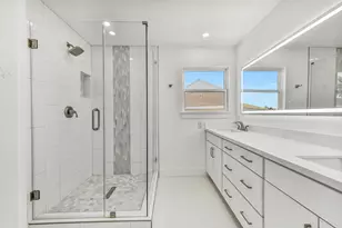 1326 Hawaii Dr, Galveston, TX 77554 - Photo 27