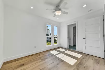 1326 Hawaii Drive, Galveston, TX 77554 - Photo 29