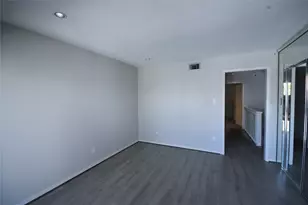 5056 Glenmont Dr, Houston, TX 77081 - Photo 19