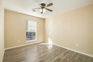 14303 Providence Pine Trail, Houston, TX 77062 - Photo 27