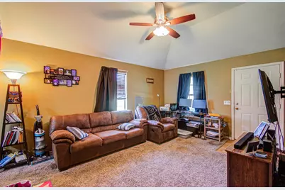 819 Baker Circle, Liberty, TX 77575 - Photo 3