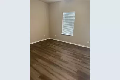 314-2 N Ormsby Street #314, Alvin, TX 77511 - Photo 7