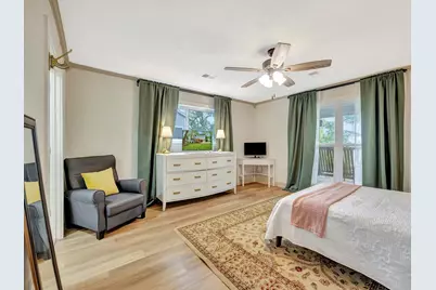 1002 Staples Avenue, Seabrook, TX 77586 - Photo 13