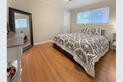 315 Pine Street, Lake Jackson, TX 77566 - Photo 19