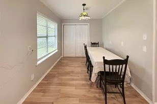 315 Pine St, Lake Jackson, TX 77566 - Photo 13