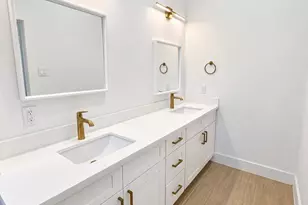 992 Marjorie St, Houston, TX 77088 - Photo 11