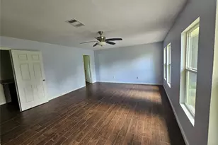 132 Otter Trail, Lake Jackson, TX 77566 - Photo 7