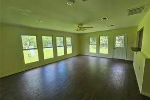132 Otter Trail, Lake Jackson, TX 77566 - Photo 23