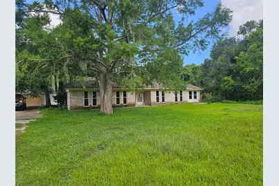 132 Otter Trail, Lake Jackson, TX 77566 - Photo 1