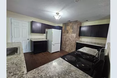 132 Otter Trail, Lake Jackson, TX 77566 - Photo 19