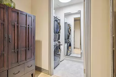49 Briar Hollow Lane #702, Houston, TX 77027 - Photo 19